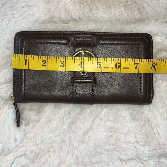 Coach Campbell Signature Buckle Zip Accordion Wallet - Picture 7 of 8